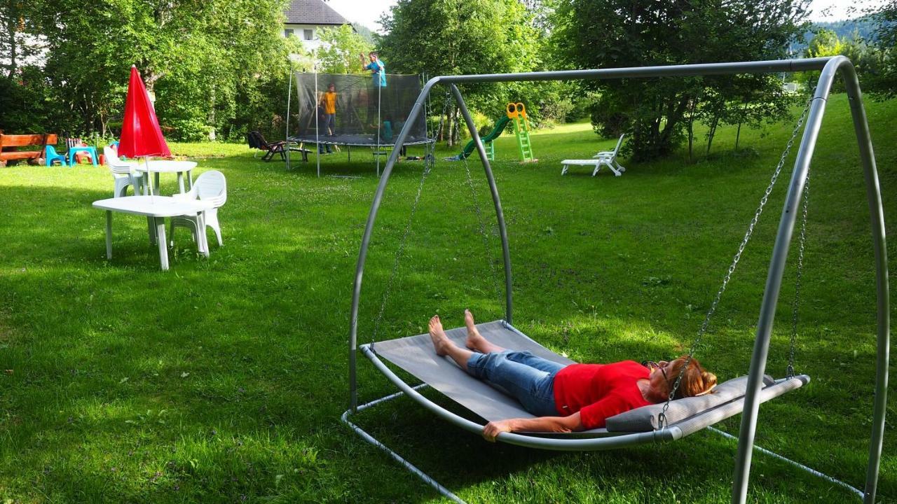 B1 Albmatte-Fewo Sauna, Hallenbad Aussenbecken Massagen Nebenan Menzenschwand-Hinterdorf エクステリア 写真